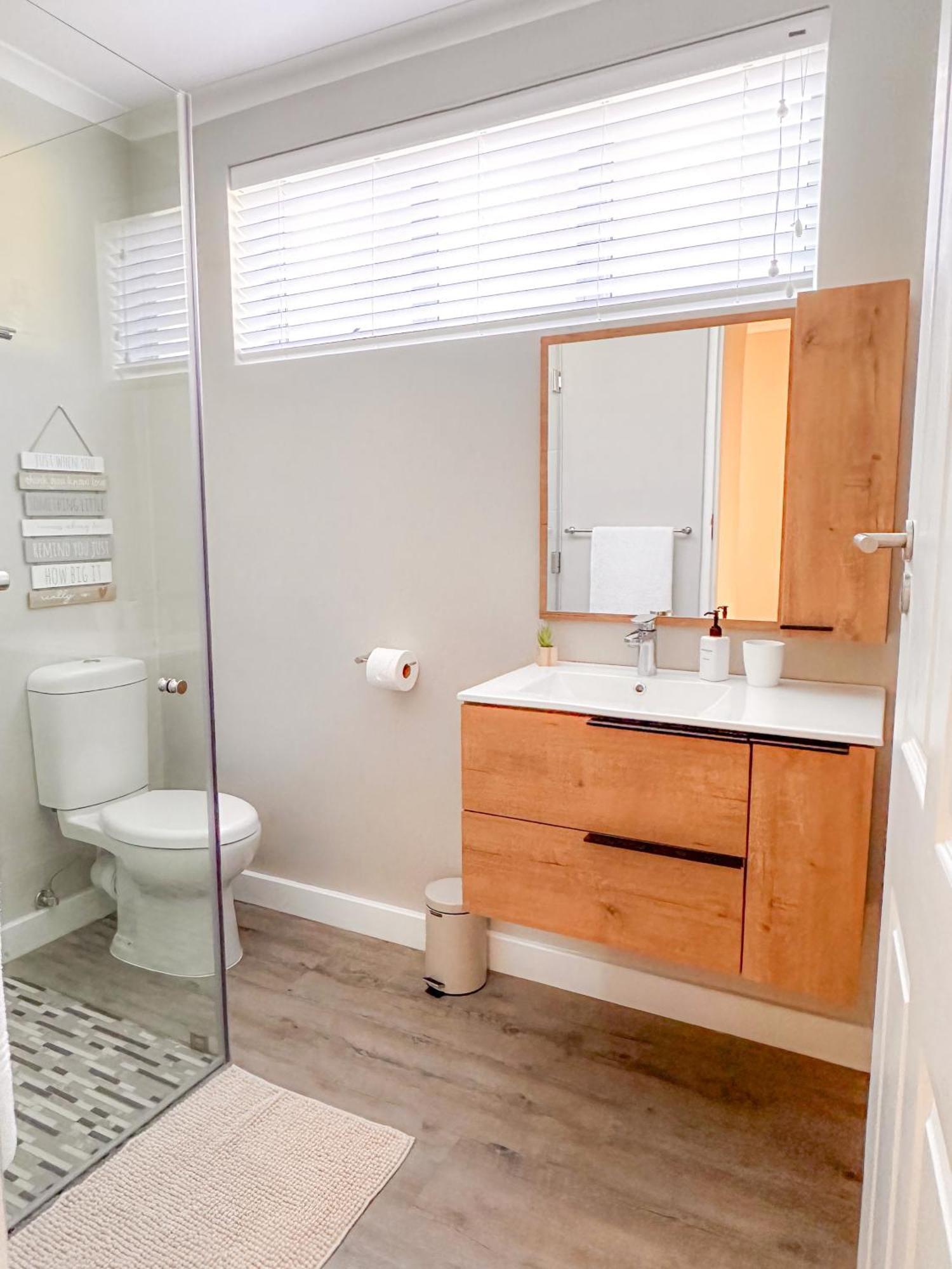 Villa Ocean Pearl - 5 Bedrooms Hermanus